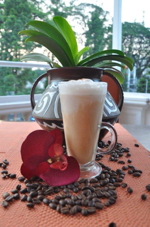 The Palais Hotel Dago Bandung Extérieur photo